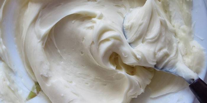 Mascarpone ile hazır krem
