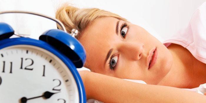La fille a l'insomnie