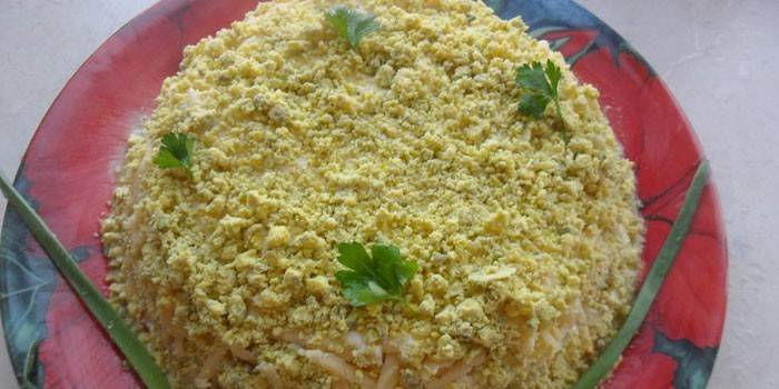 ผัดเห็ดผัดเนื้อไก่รมควัน