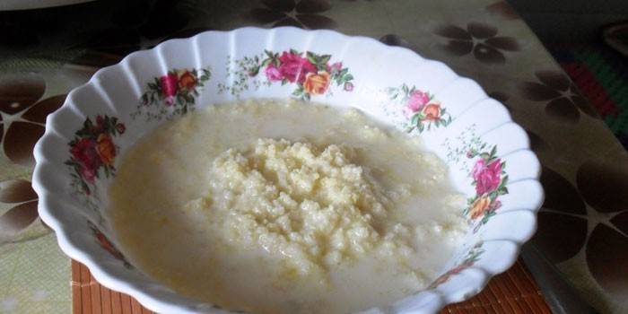 Gachas de leche listas Amistad con mijo