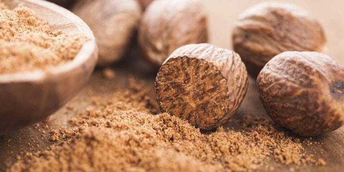 Hạt nhục đậu khấu nguyên hạt