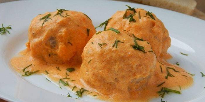 Soslu köfte