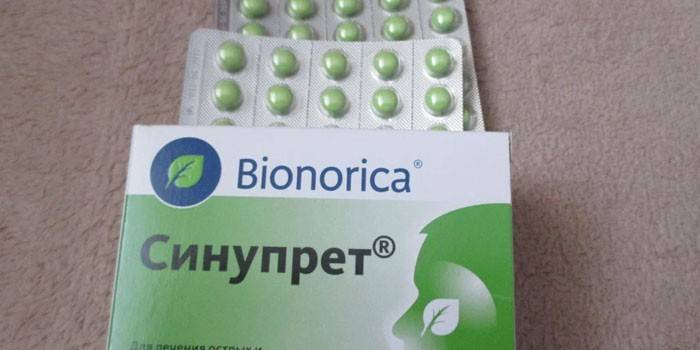 Sinupret tabletės pakuotėje