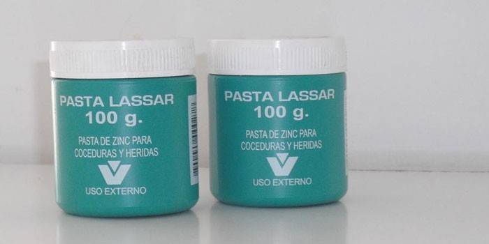 Pasta Lassara în borcane