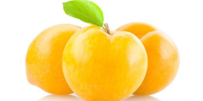 Prunes jaunes mûres