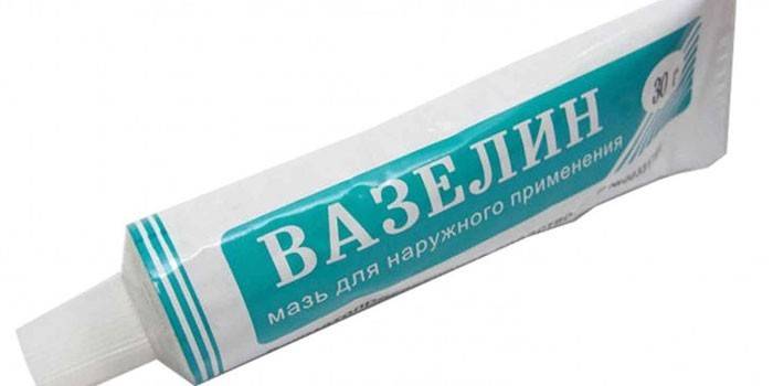 Vaseline trong một ống