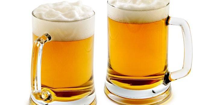 Birra in bicchieri