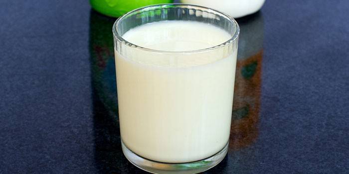 Glass kefir