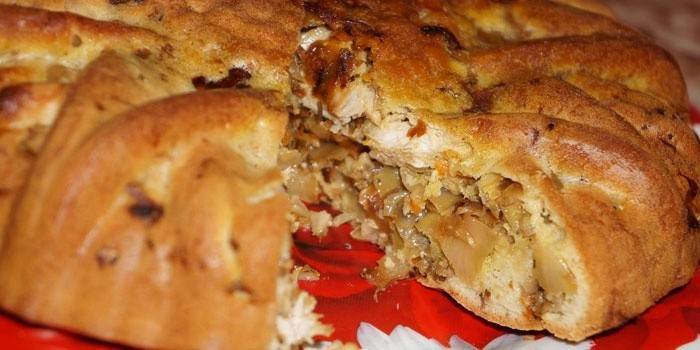 Pastel con chucrut y carne picada
