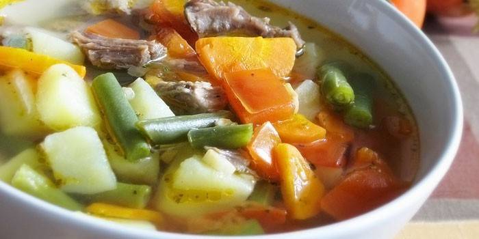 Soupe aux légumes et au boeuf