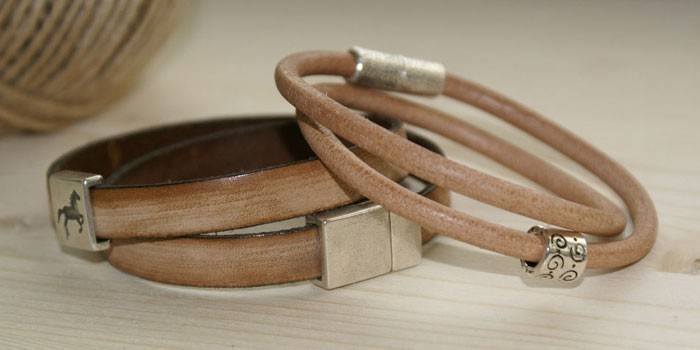 Pulseiras de couro