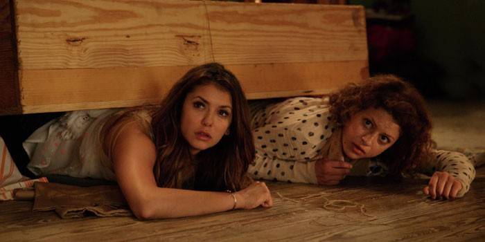 Tiré du film Dernières filles