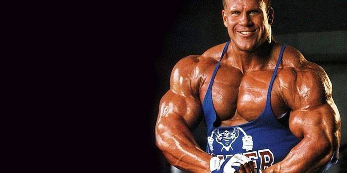 Bodybuilder Mann