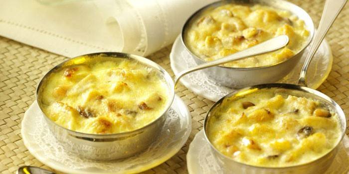 ثلاثة cocotte مع جوليان