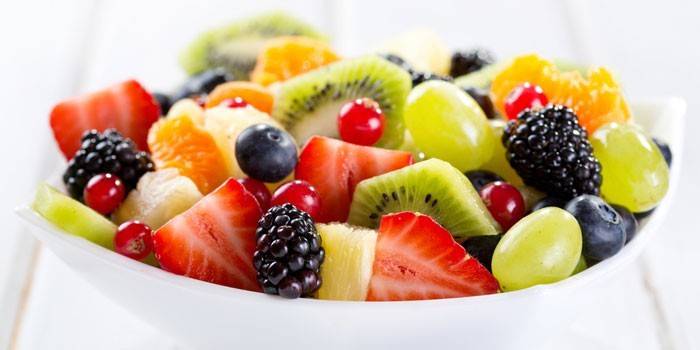 Salad trái cây và quả mọng