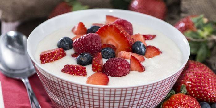 Bouillie de lait aux baies