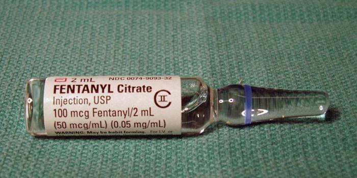 Fentanils ampulā