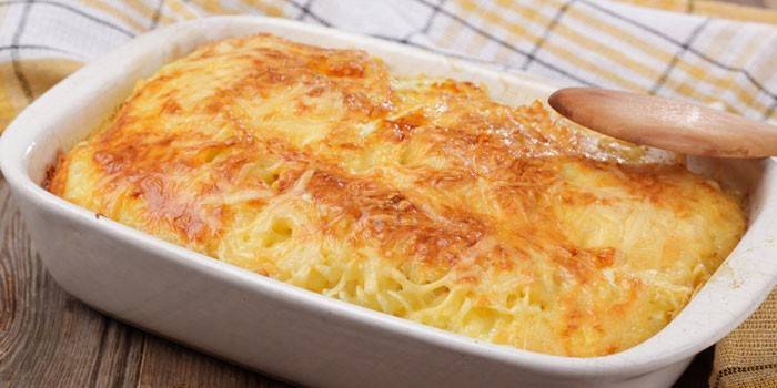 Macarrão de requeijão