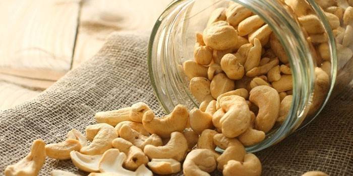 Getrocknete Cashewfrüchte
