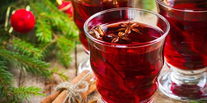 Vinho quente cereja