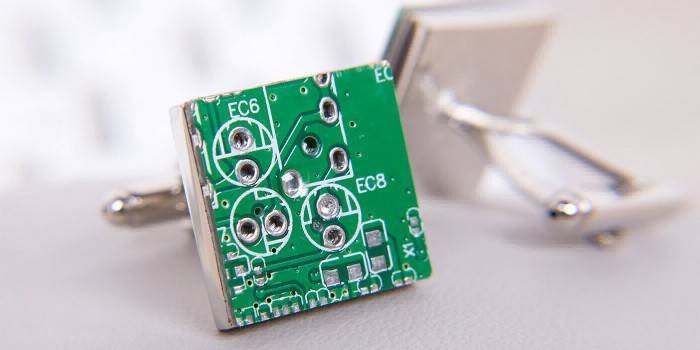 PCB kalvosinnapit