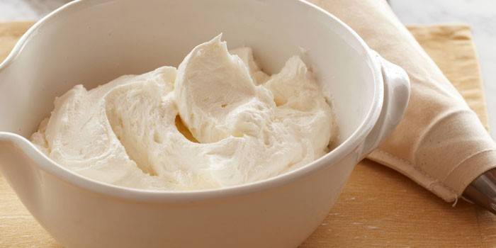 Crema di cagliata con Hochland