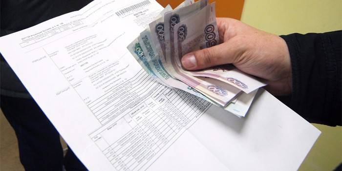 Utilitaires de paiement et argent en main