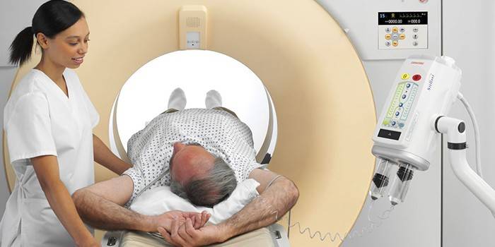 MRI γίνεται σε έναν άνθρωπο