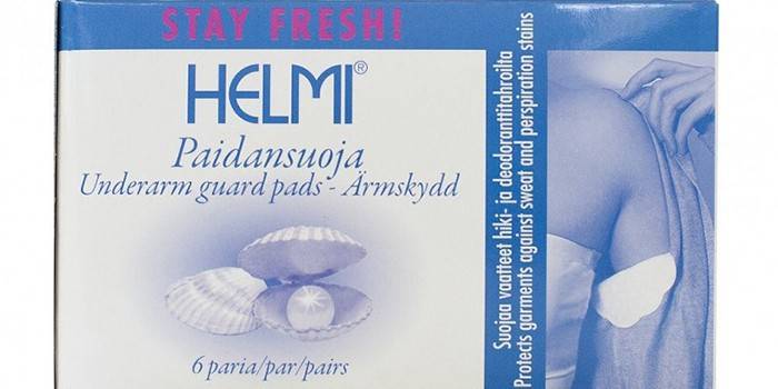 A Helmi verejtékpárnák csomagolása