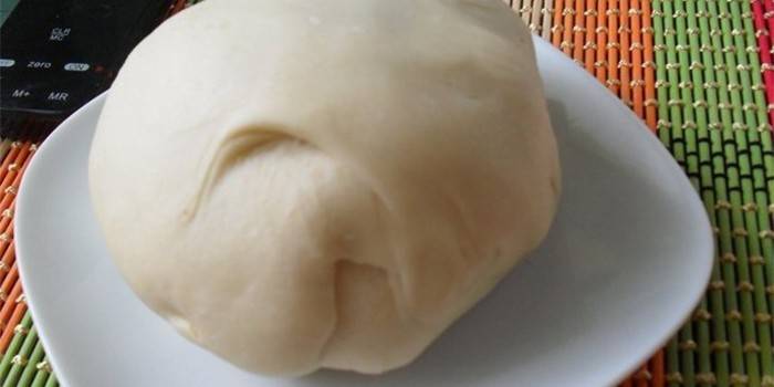Klasické choux pečivo na tanieri