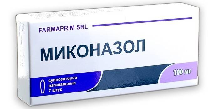 Mikonatsolin emättimen peräpuikot pakkauksessa