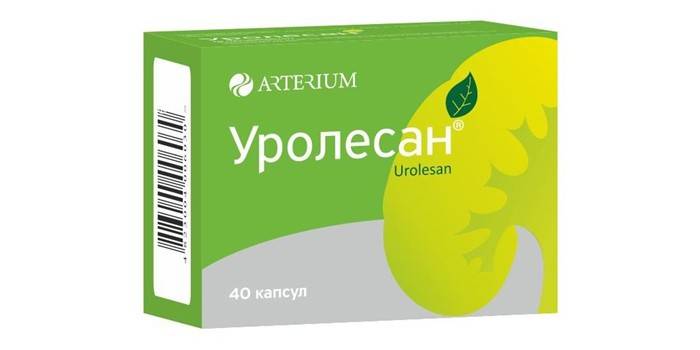 Urolesan kapsulas iepakojumā
