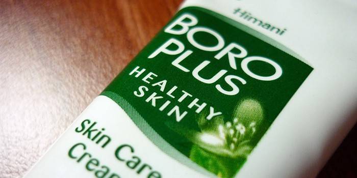 Bir tüp içinde Yeşil Boro artı krem