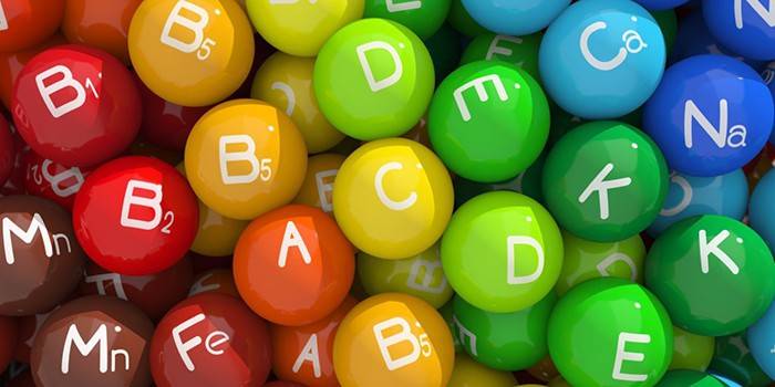 Daugiaspalviai vitaminų ir mineralų rutuliai