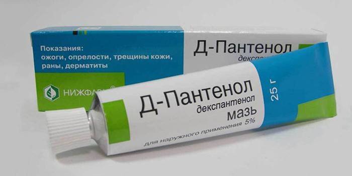 Αλοιφή D-Πανθενόλη στη συσκευασία