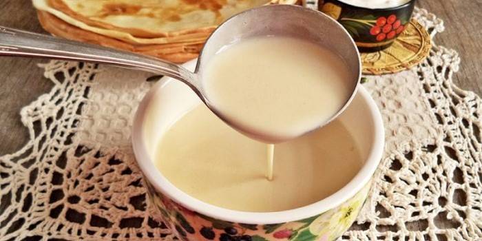 Pannukakku taikina