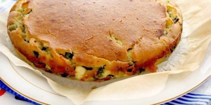 Multicooked Torte mit Hüttenkäse und Kräutern