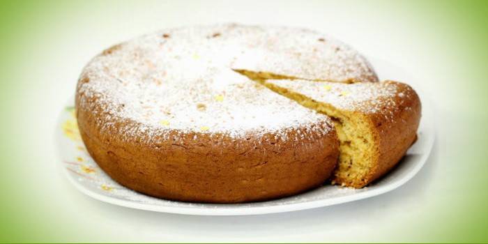Fertiger Biskuitkuchen