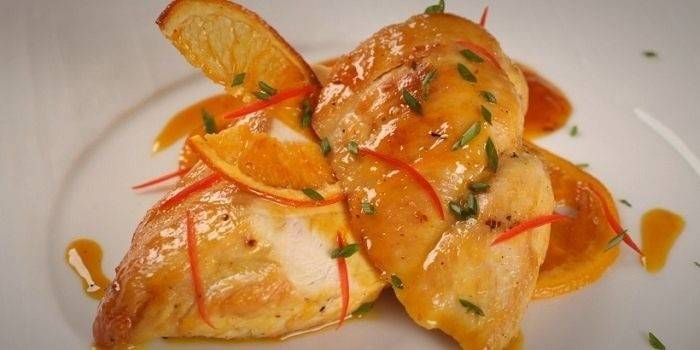 อกไก่