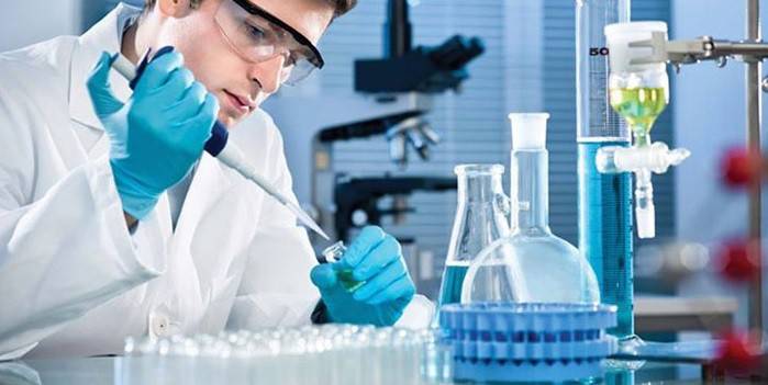 L'uomo in laboratorio