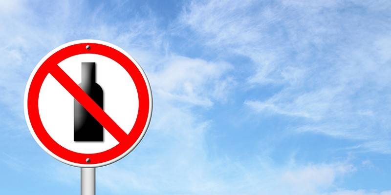 Panneau d'interdiction de l'alcool