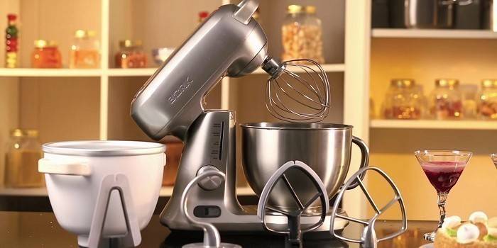 خلاط المهنية مع وعاء وفوهات مختلفة BORK E800
