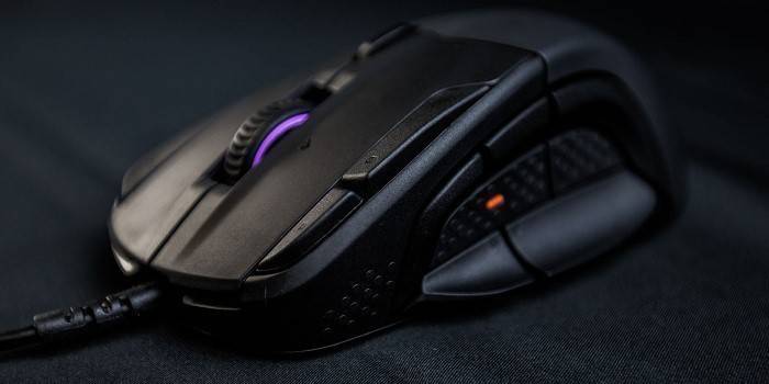Mysz dla graczy z dodatkowymi przyciskami SteelSeries Rival 500