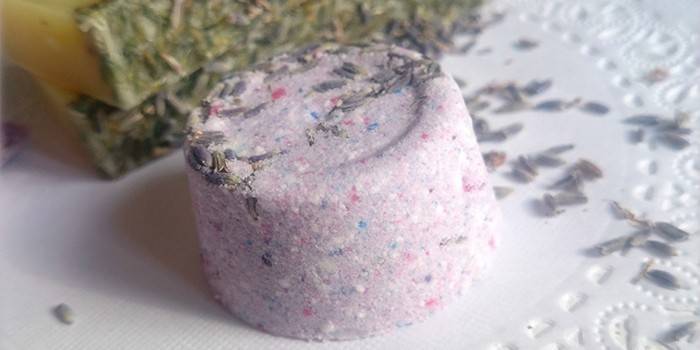Bomba alla lavanda tartara