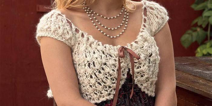 Kurzer Bolero im Vintage-Stil