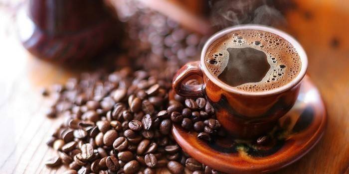 Beber café