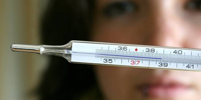 Alta temperatura su un termometro
