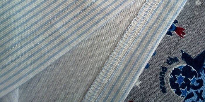 Sewing flat seam on the product