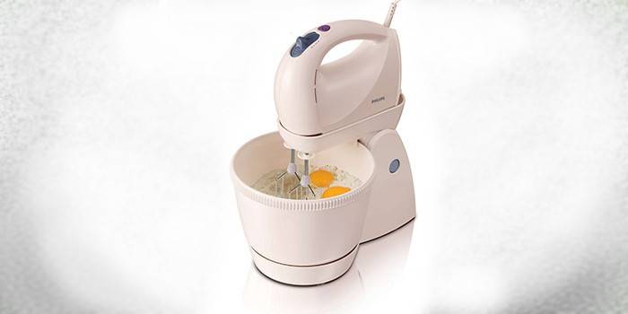 خلاط ثلاثي الاتجاهات مع وعاء Philips HR1565