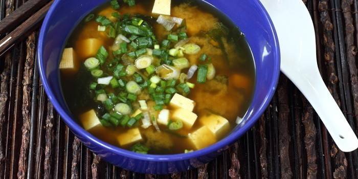 Tofu Syrová polievka